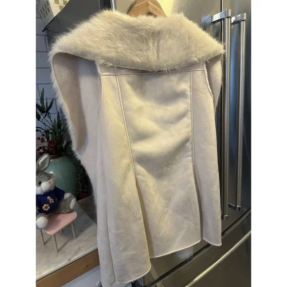 Dolce Cabo Women's Suede Faux Fur Vest Open, Lined, Taupe Cream, Size L - Picture 9 of 9